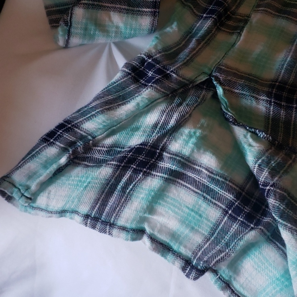Blue Plaid Top - Picture 4 of 4